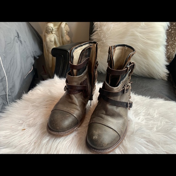 SOLD.....  Freebird “Crue”  Size 8 - Picture 4 of 7